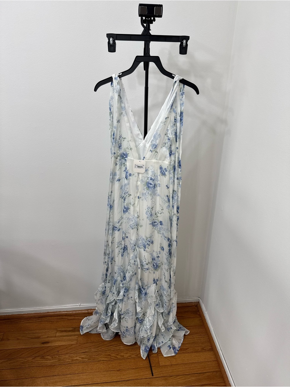Altar'd State Blue & White Floral Tie-Shoulder V-Neck Maxi Dress - Picture 4 of 5